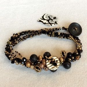 FINAL SALE PRICE CL Designs Ultra Embellished Blk/Gld Necklace